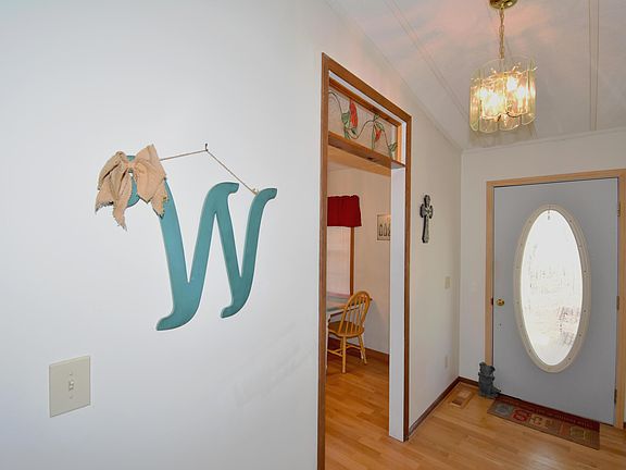 Image 2: 1703VossRd5