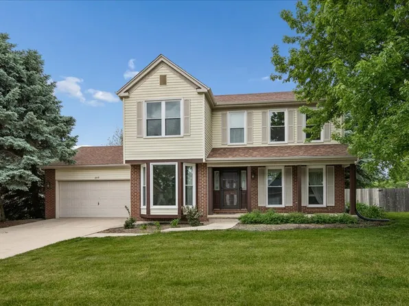 649 Fox Holw, Dekalb, IL 60115