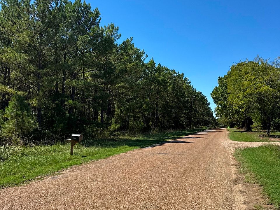 2nd image of 8 County Road 2922