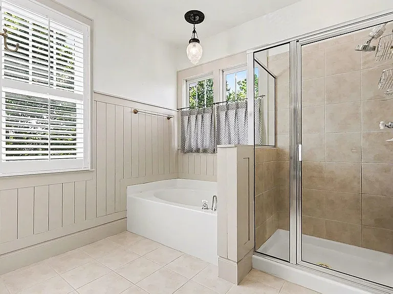 3426 Falls River Ave — Photo 17