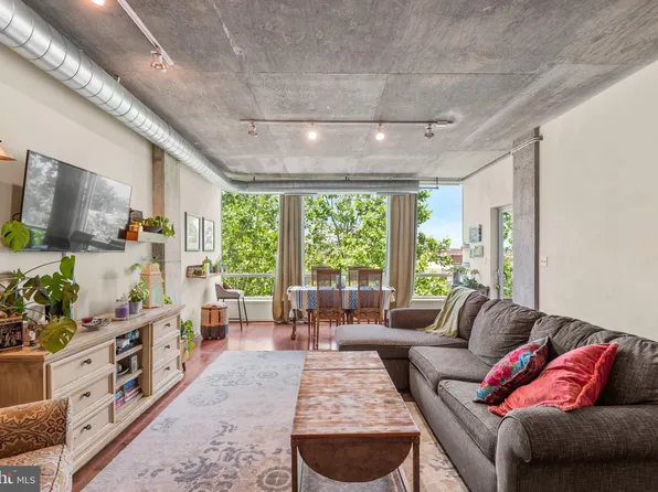 1200 Steuart St Unit 325, Baltimore, MD 21230