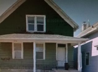 1114 S 20th St #A, Manitowoc, WI 54220