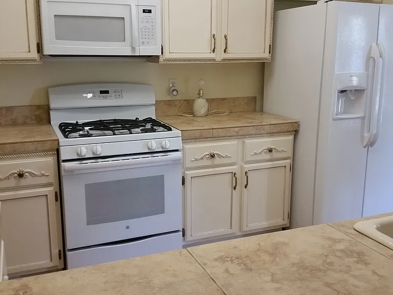 4444 Dusty Trail St — Photo 2