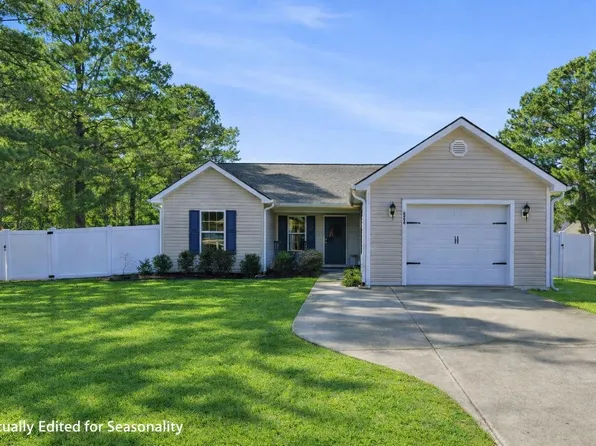 2204 Meadowood Ln., Longs, SC 29568