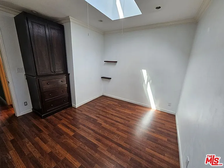 2737 S Robertson Blvd — Photo 9