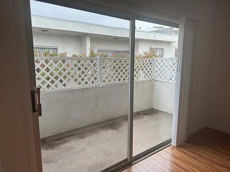 11840 Gorham Ave #4 — Photo 6