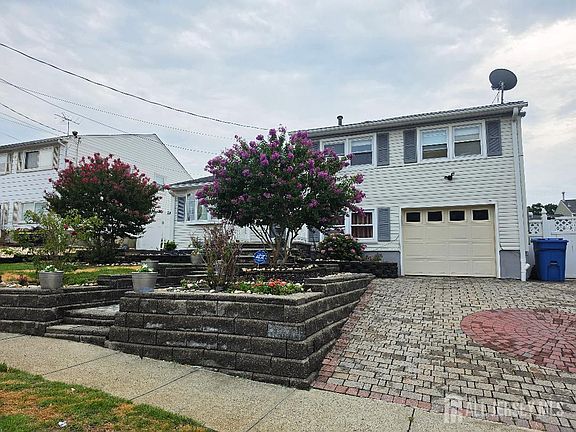 2nd image of 9 Florence Dr