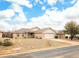 212 Oak Ridge Dr, Nolanville, TX 76559