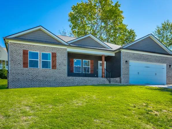 68 Donna Lee Dr, Fort Oglethorpe, GA 30742