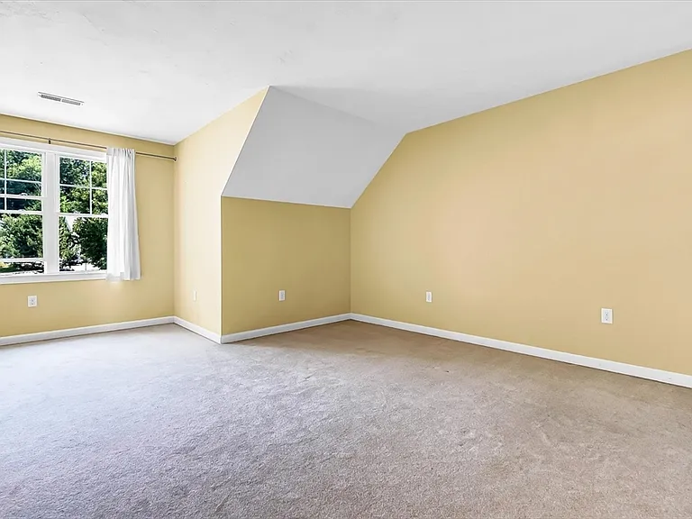 8 Paxton Ct #8 — Photo 24