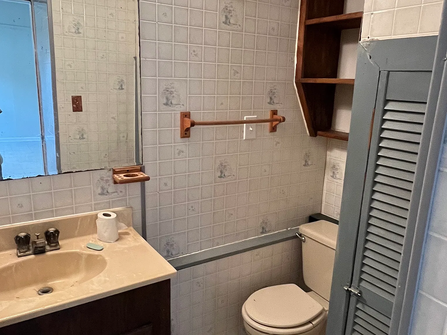 217 Jeffries Dr — Photo 2