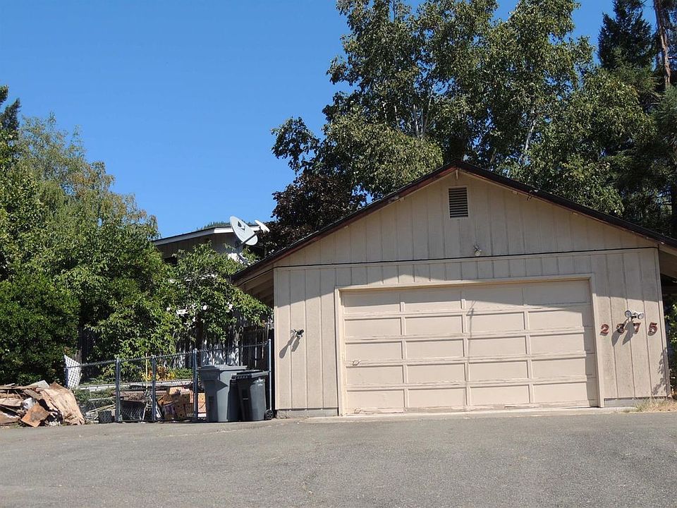 2nd image of 2375 Scoville Rd
