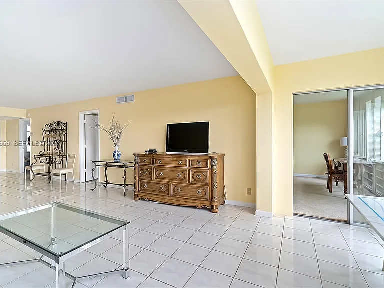 4500 Gefion Ct #304 — Photo 9