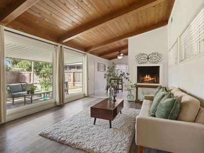 1860 Douglas Rd, Stockton, CA, 95207