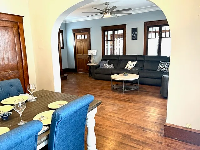 1209 N Morrison St — Photo 8