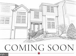 6537 Palisades Dr, Centreville, VA 20121