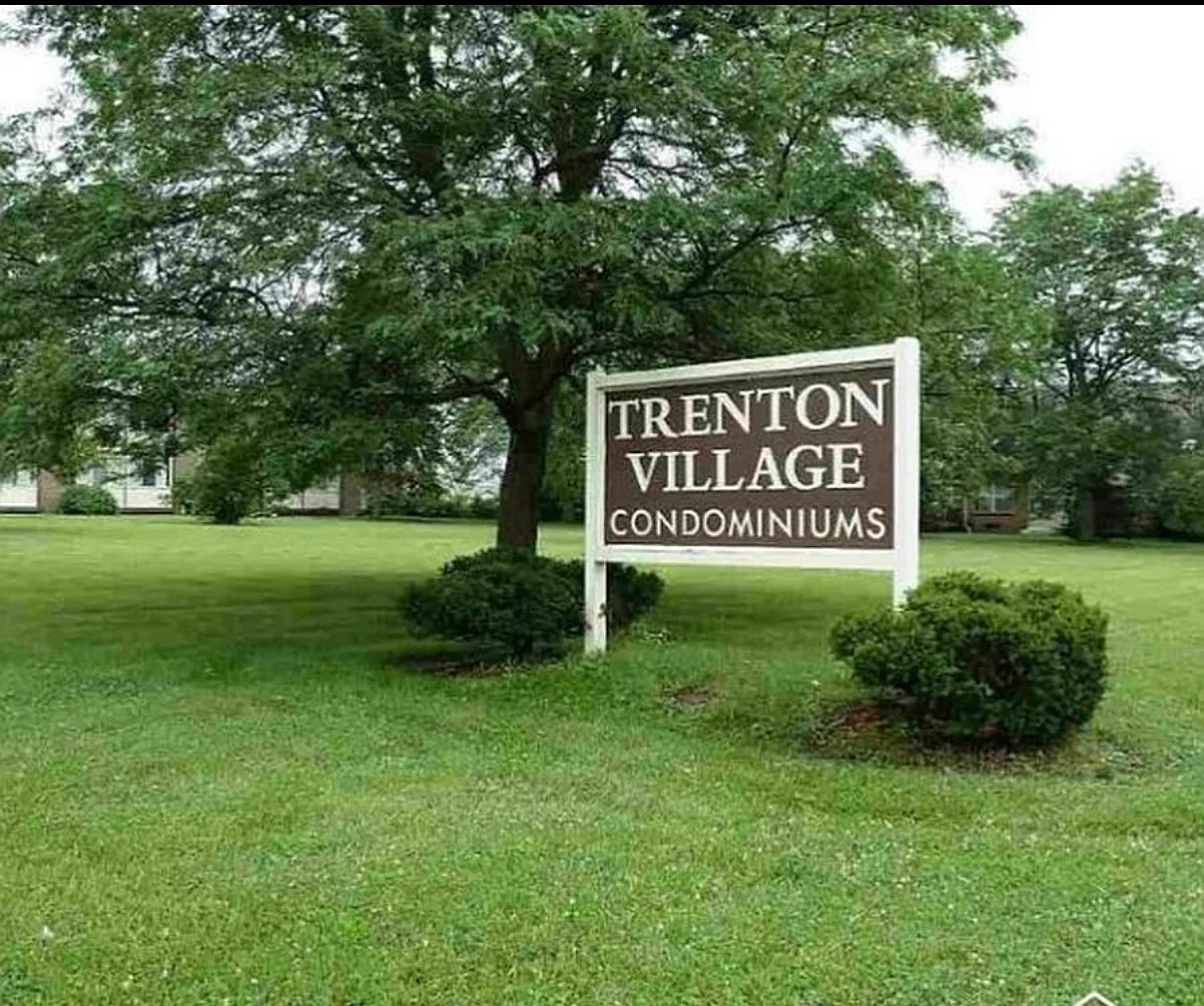 2 bed, 983 sqft, $1,450 — Photo 2