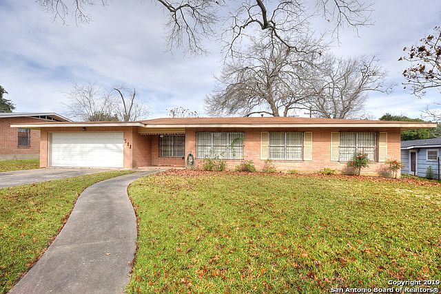 1st image of 511 Burnside Dr
