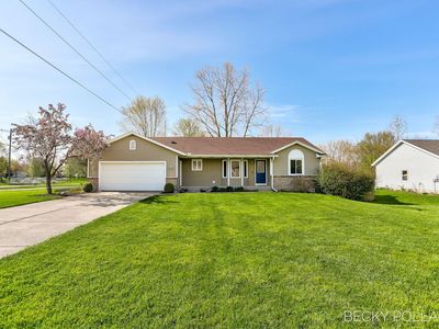 8410 S Maple Ct, Zeeland, MI, 49464