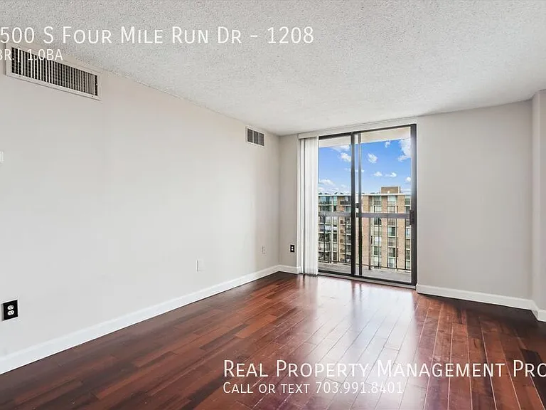 4500 S Four Mile Run Dr #1208 — Photo 5
