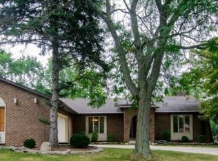1160 Bardstown Trl, Ann Arbor, MI