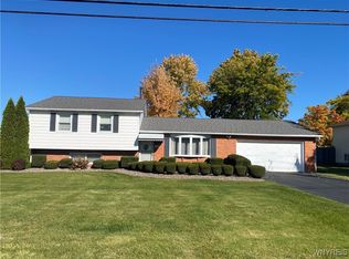 6400 Grauer Rd, Niagara Falls, NY 14305