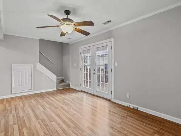631 Bashford Rd, Raleigh, NC 27606
