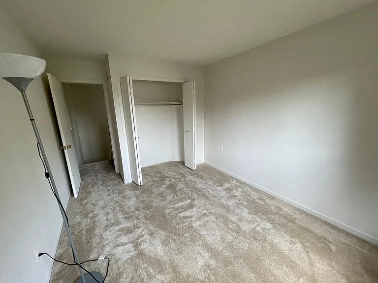 43590 Wendingo Ct — Photo 17