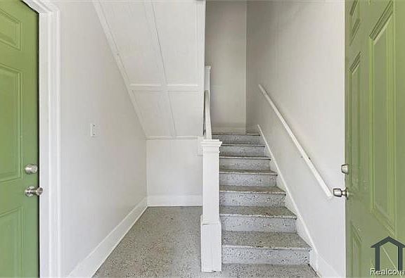 3rd image of 2296 W Buena Vista St #2W