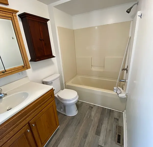 242 Chapel St #3 — Photo 9