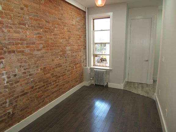 2nd image of 1386 Putnam Ave