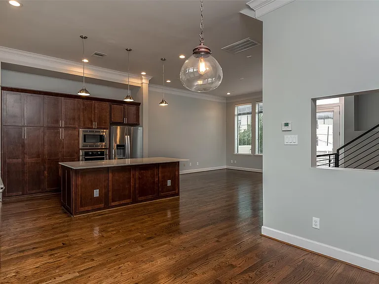 1418 Shearn St — Photo 7