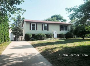 2930 Hampshire Blvd SE, Grand Rapids, MI