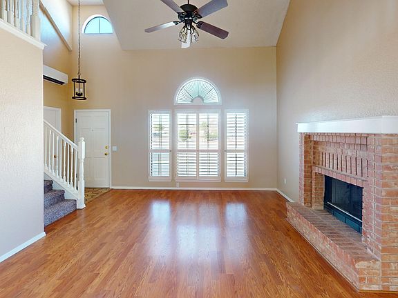 2nd image of 901 Elon Ln
