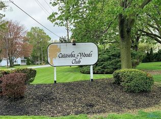 4628 E Catawba Woods Rd, Port Clinton, OH 43452