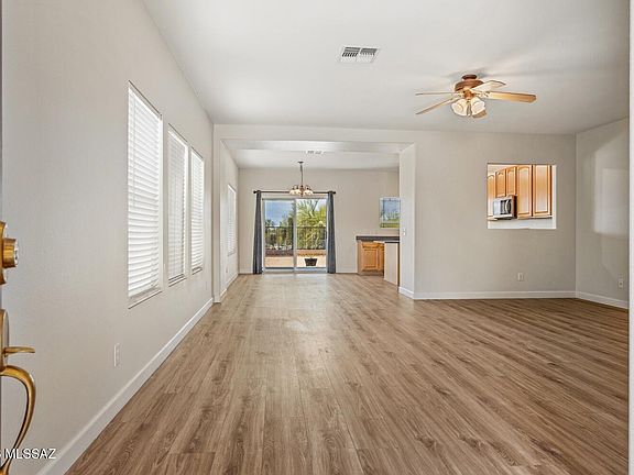 3rd image of 3430 S Western Way