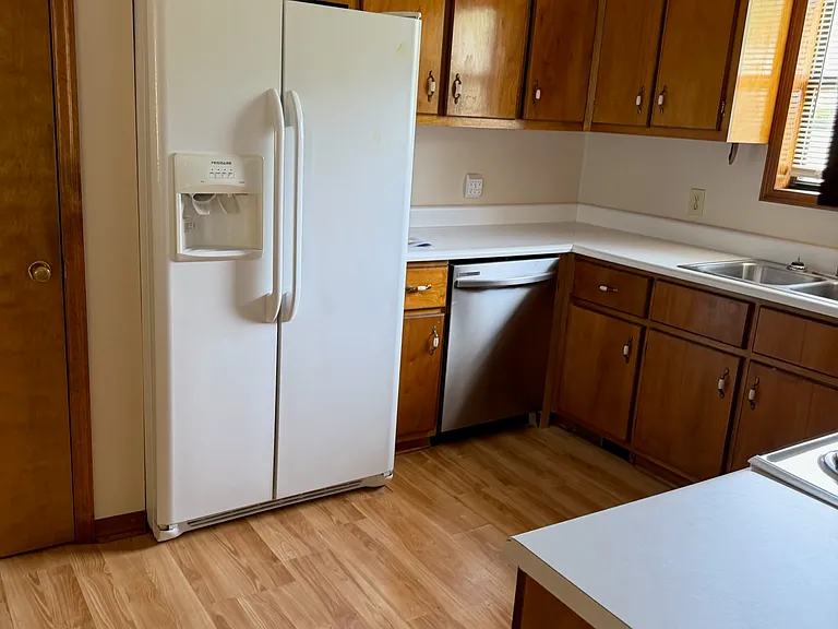 2519 Virginia Blvd NW — Photo 39