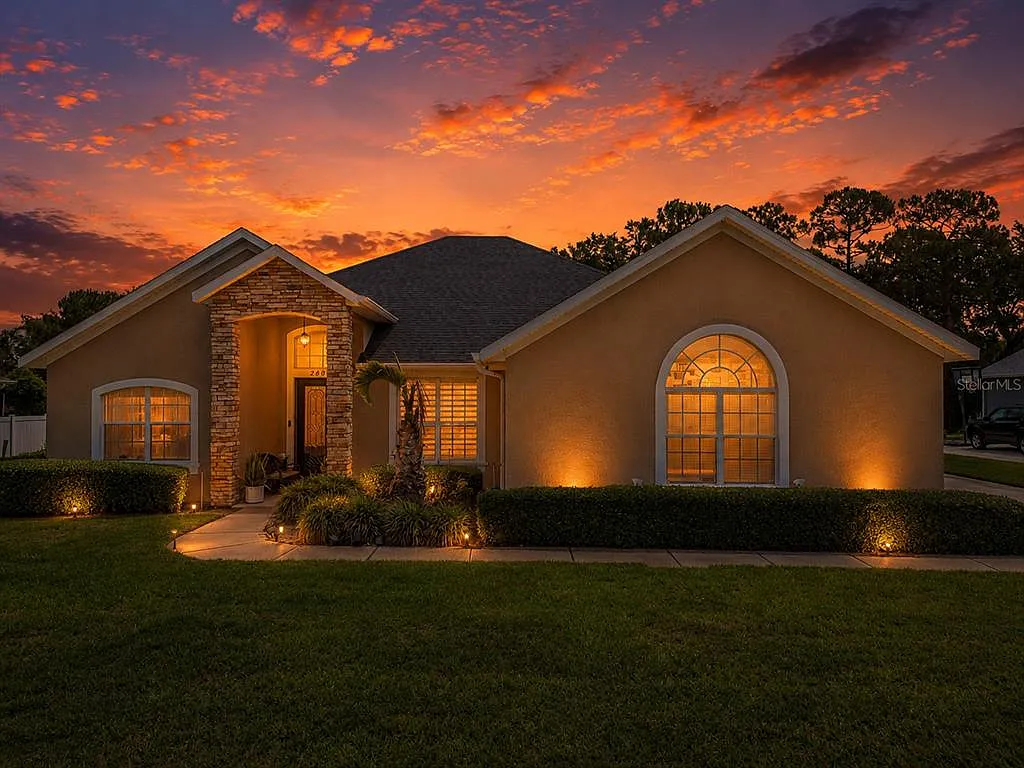 3 bed, 2.5 bath, 2436 sqft, $3,000 — Photo 2
