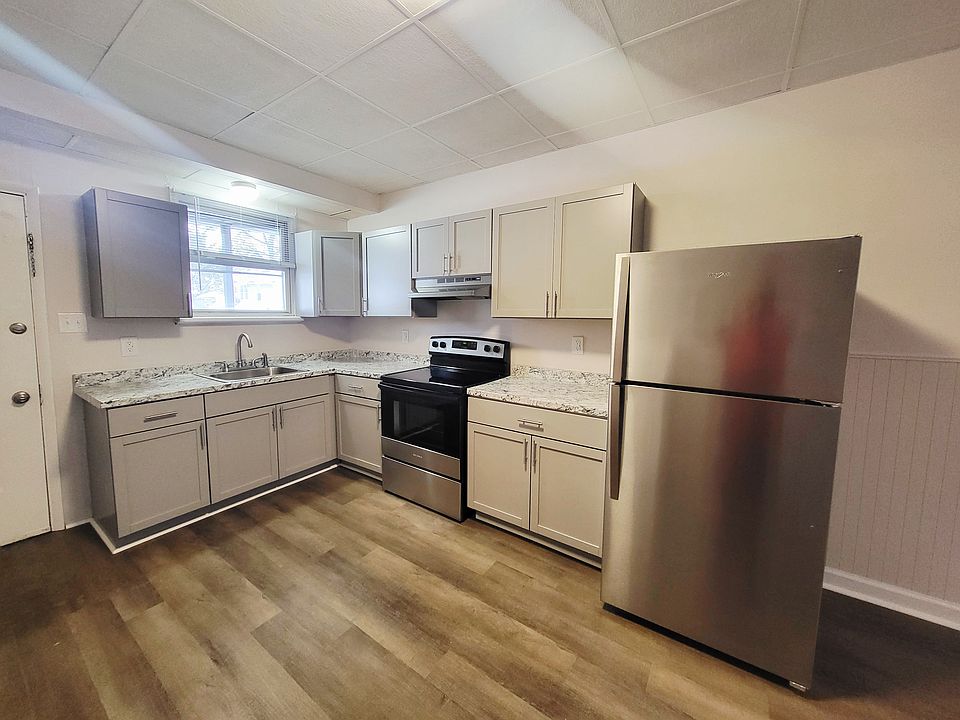 1st image of 35 S Grant St #1