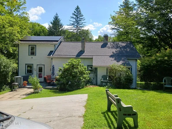 477 N State Rd, Cheshire, MA 01225