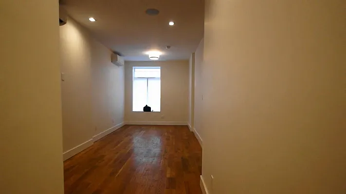 Rented by Norman Raindel, LREB | media 22