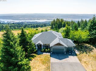 172 Black Jack Dr, Kalama, WA 98625