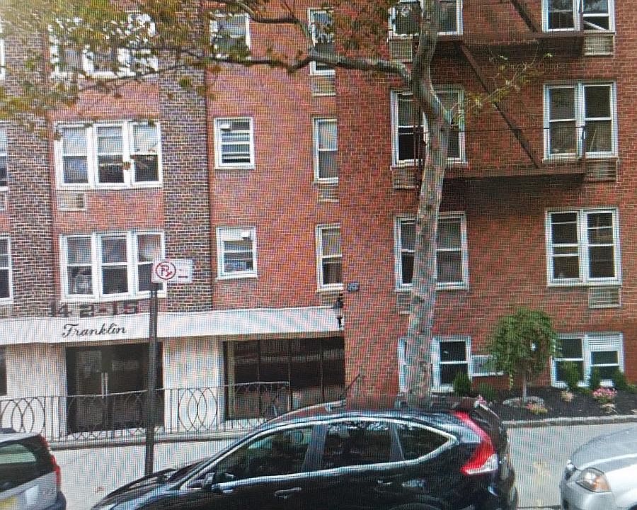 1st image of 14205 Franklin Ave #3J