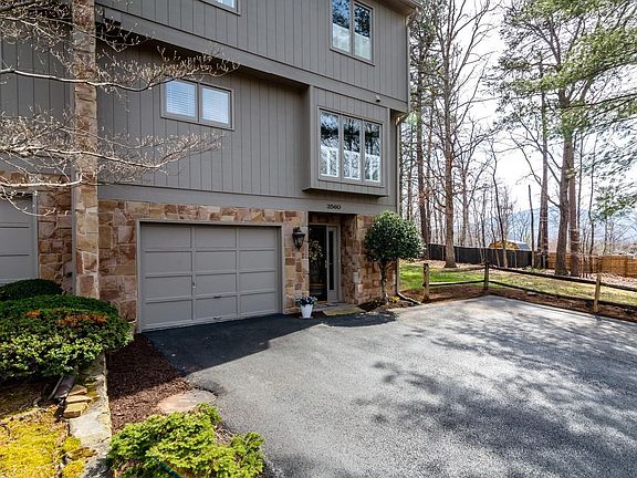 2nd image of 3560 Londonderry Ln