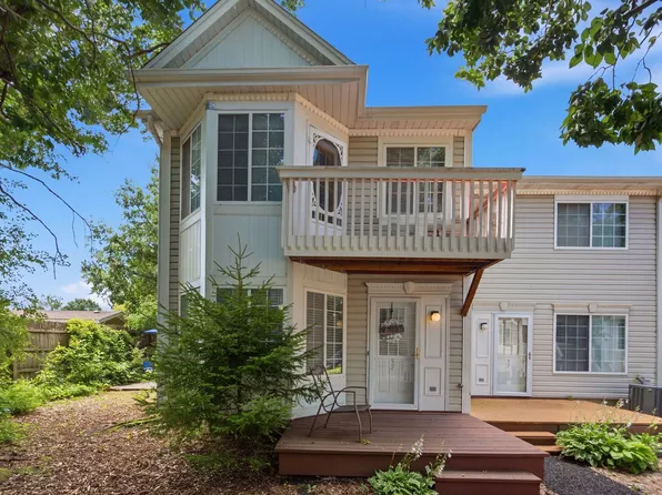 59 N Macgillis Dr #59, Round Lake, IL 60073