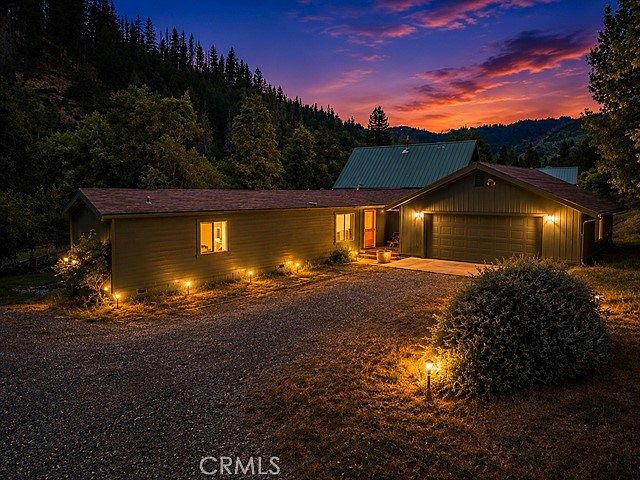 1st image of 271 Thistle Ln