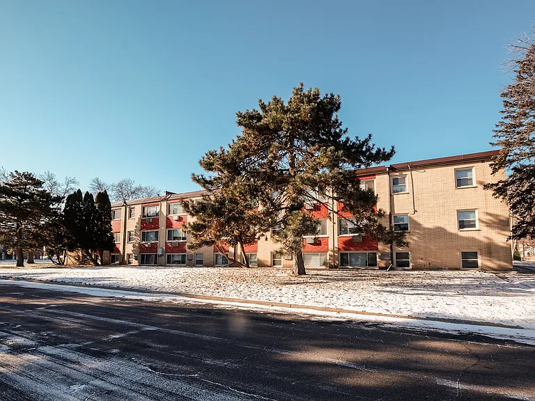 McCarron's View Apartments — Photo 69