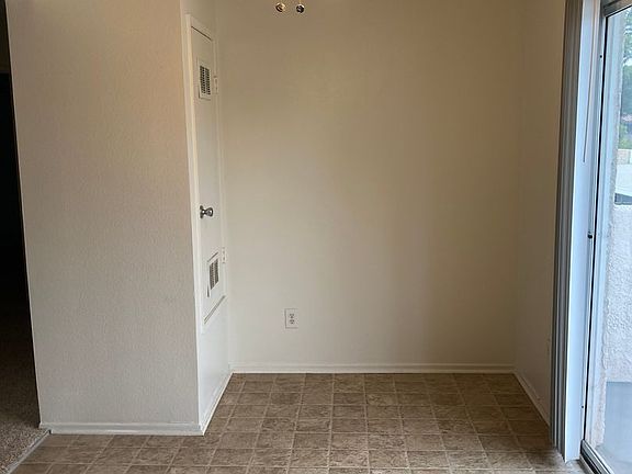 5th image of 166 S Van Buren St #0