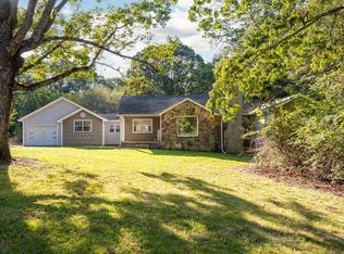 32 Craig Rd, Lookout Mountain, GA 30750