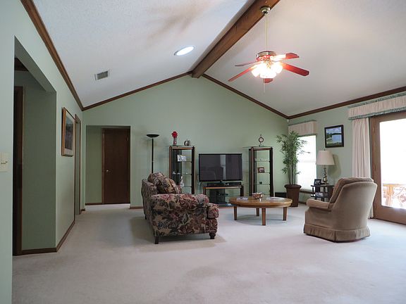 3rd image of 12675 Brady Place Blvd